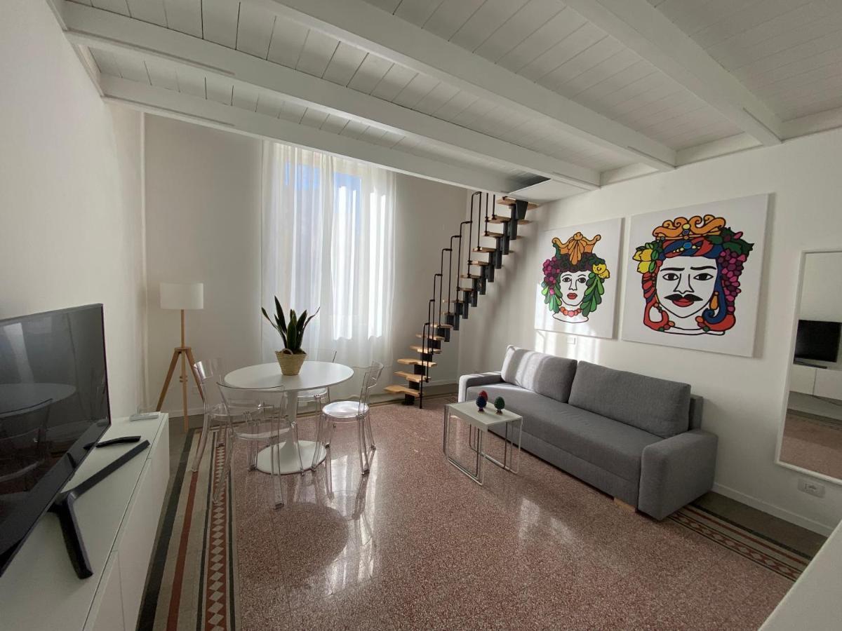 Palazzo Caltagirone Suite Palermo Exterior photo